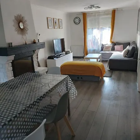 Disneyland/paris 1 A10 Personnes Climatisee Holiday home Pontault-Combault